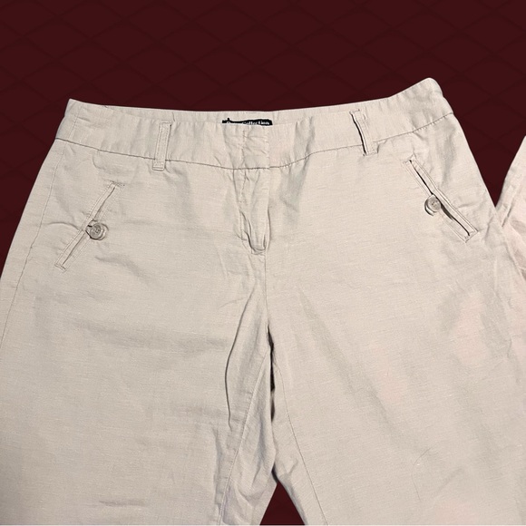 Dalia Khaki Pants Junior’s Size 8 Button Accents Straight Leg Modern Fit Office - Picture 3 of 10